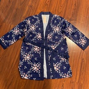 Brand new ✨ Morgan lane Allie Robe In Navy Floral S/M